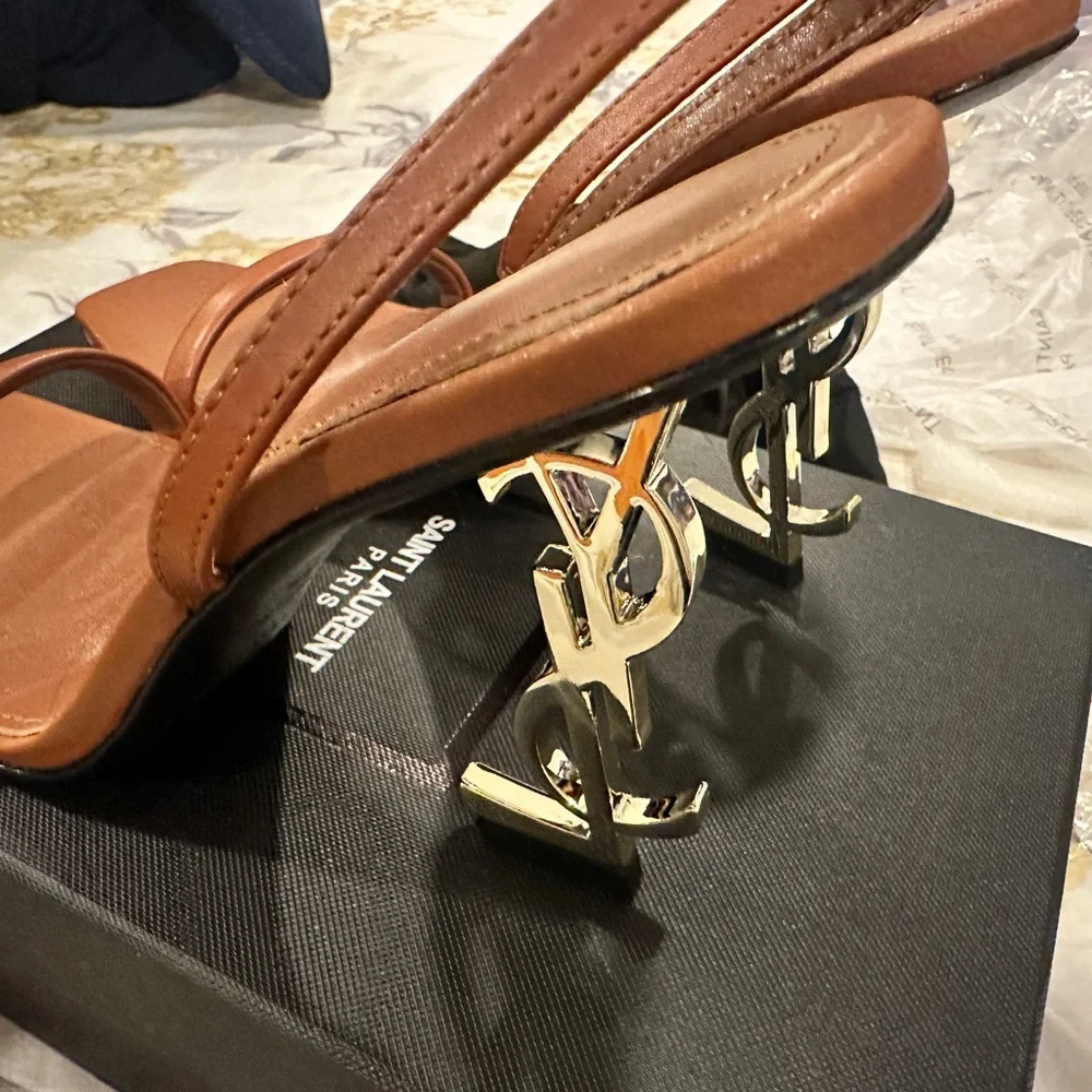 Saint Laurent Black Garment - Picture 3 of 7